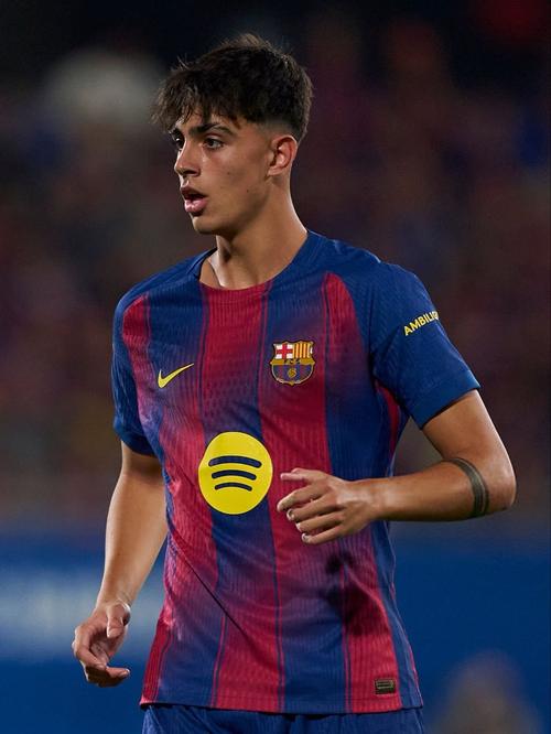 世体：奥斯梅恩是巴萨买小蜘蛛的备选，不考虑DV9、舍什科和莱奥