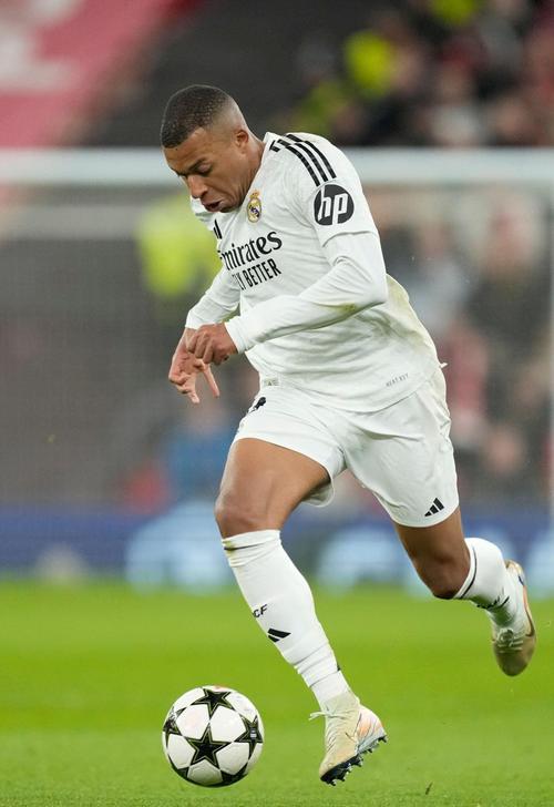 记者谈姆巴佩遭误诊：太荒谬了，这是我记忆中皇马最丢脸的事