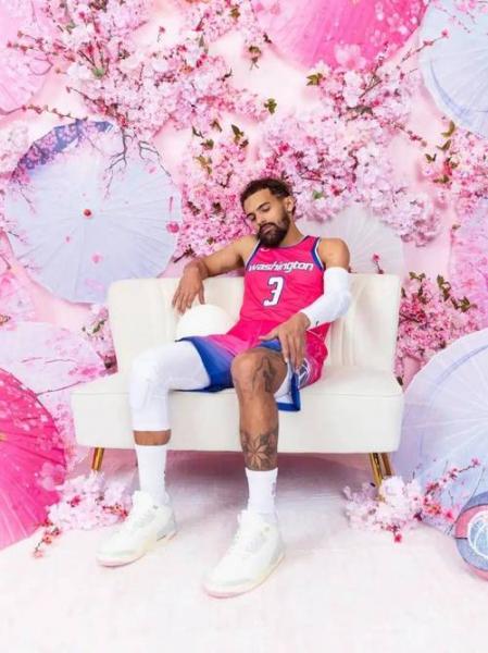 粉色系！奇才官方公布202627赛季城市版球衣樱花款元素回归